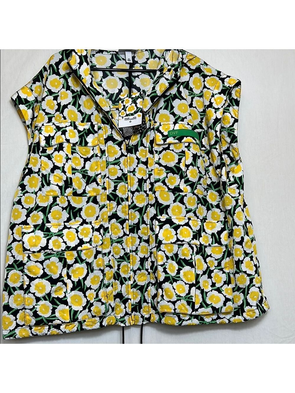 Diane Von Furstenburg Sleeveless Zip Up Hoodie Size XXL  pockets new with tags